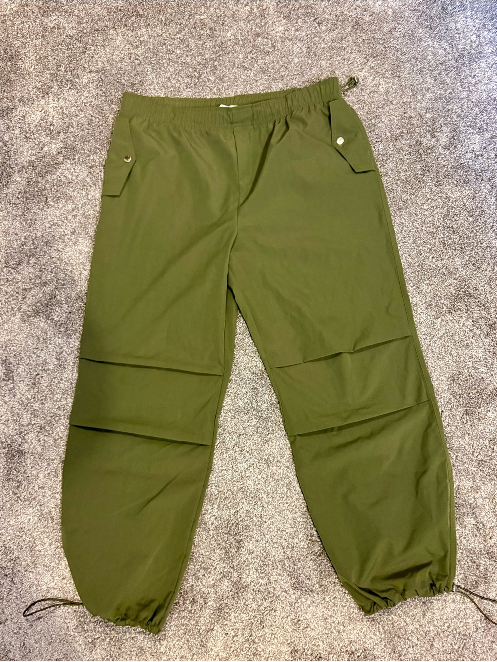 Olive Green Women’s Cargo Jogger Pants